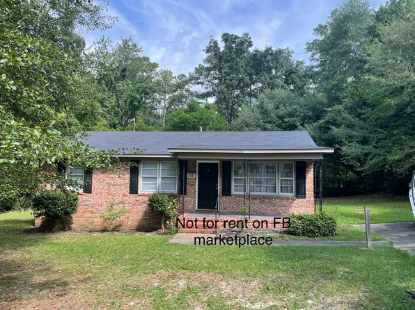 1581 Bradley Rd, Camden, SC 29020