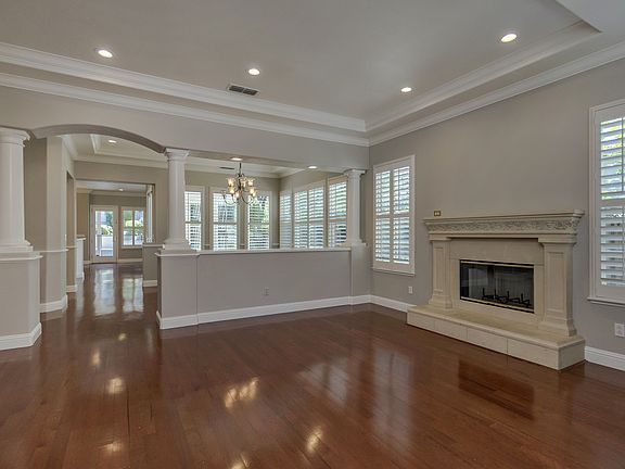 5th image of 1008 Bearsden Ct