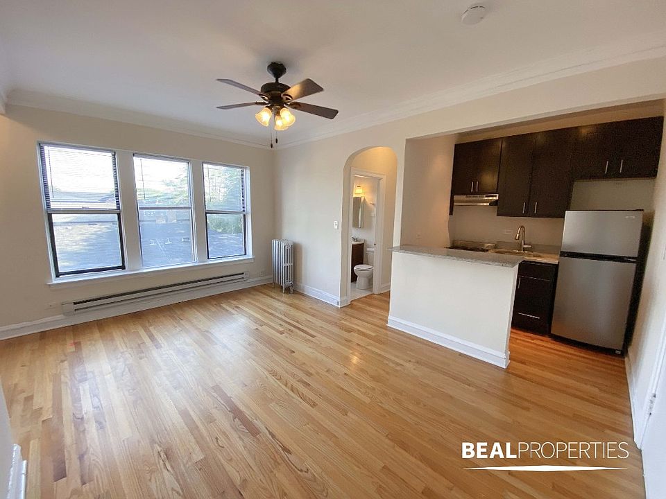 1st image of 4614 N Paulina St #4614412