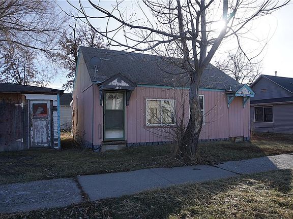 3rd image of 3016 4th Ave S
