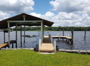 195 Sportsman Rd, Satsuma, FL 32189