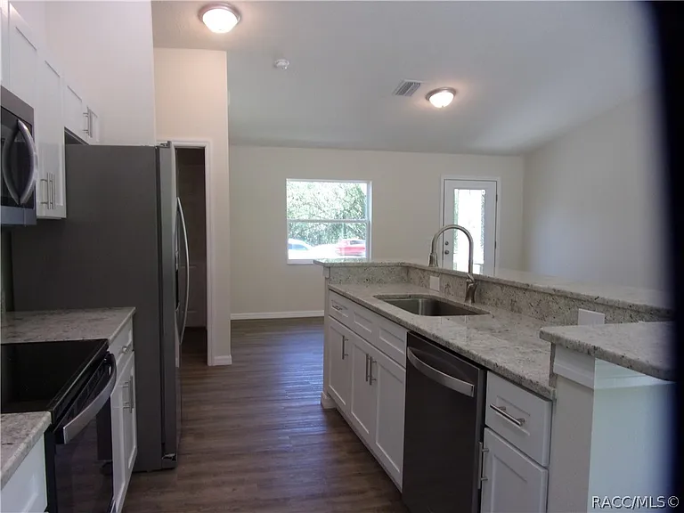 916 Independence Hwy — Photo 18