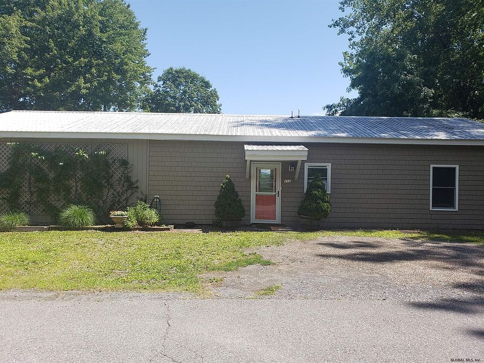 1st image of 112 Monument Dr