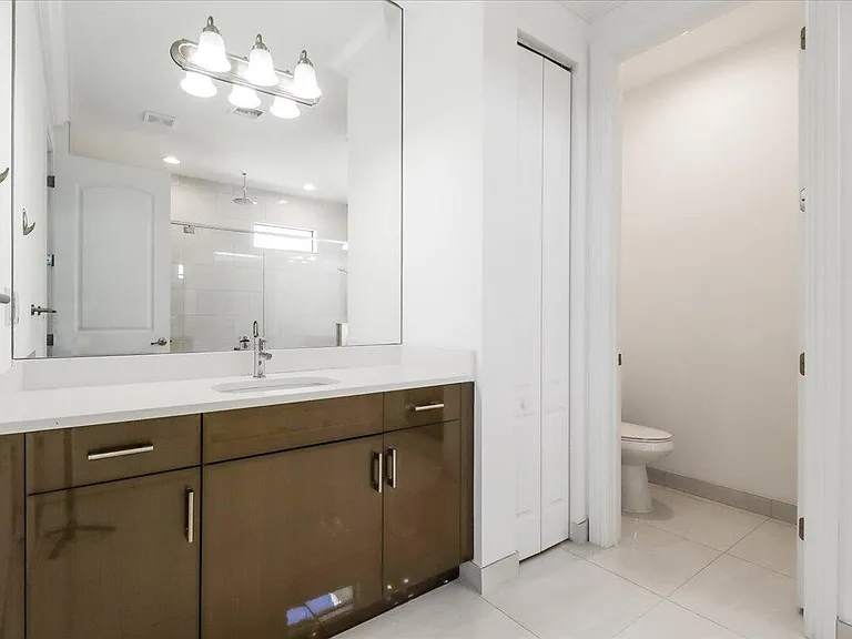 10098 Akenside Dr — Photo 30