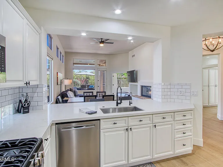 6951 E Hibiscus Way — Photo 18