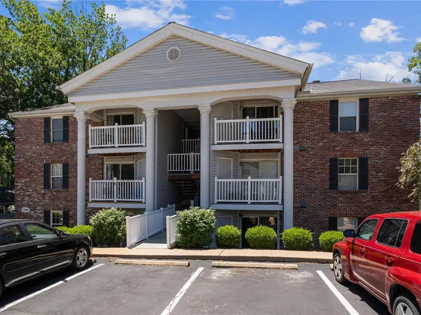 1942 Marine Terrace Dr APT B, Saint Louis, MO 63146