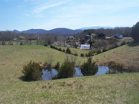 2nd image of 1 Flat Creek Rd