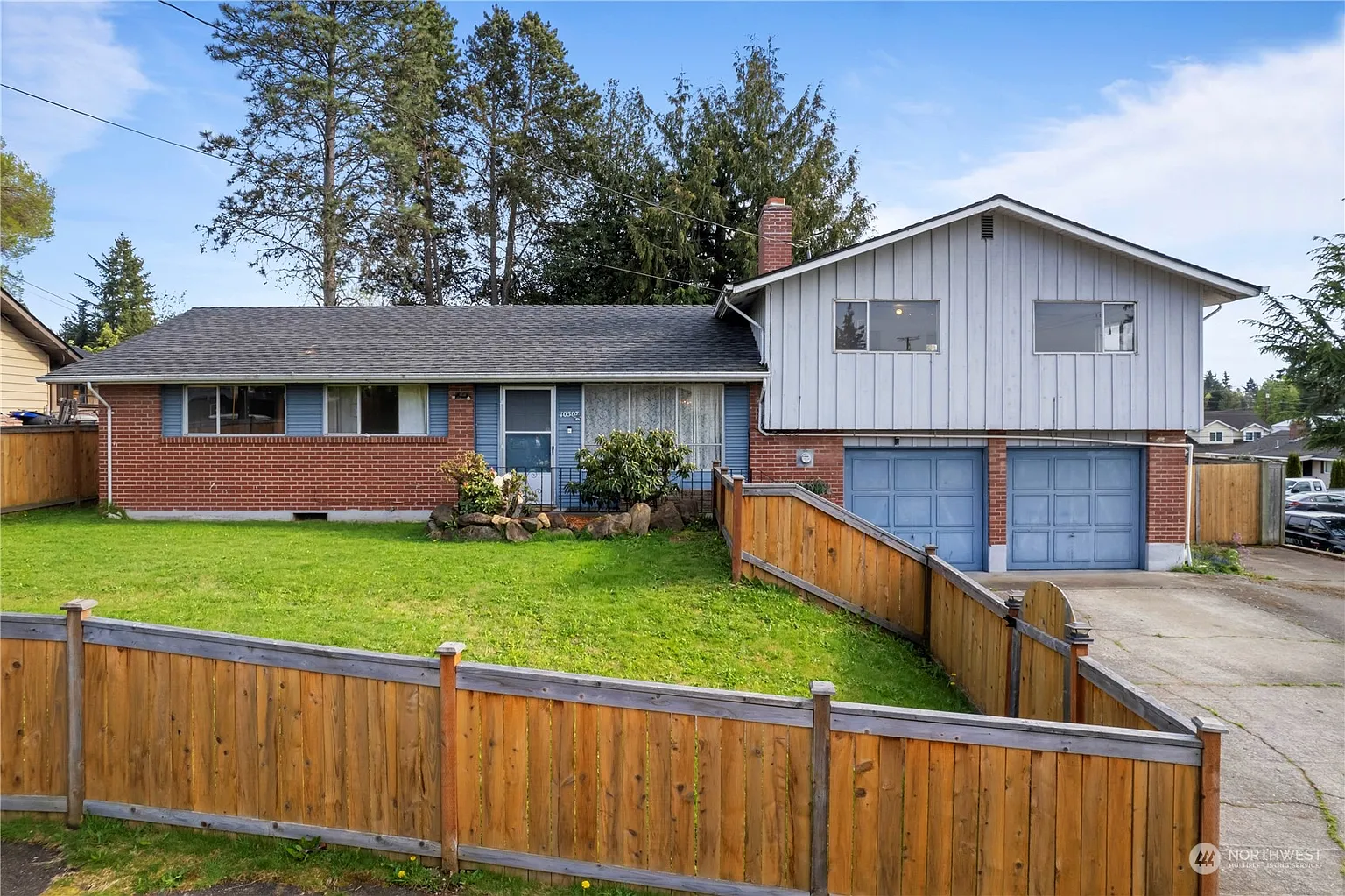 10507 SE 230th Place photo 1