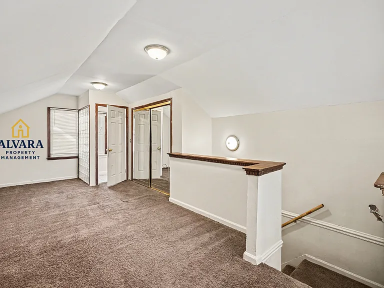 5164 Hereford St — Photo 11