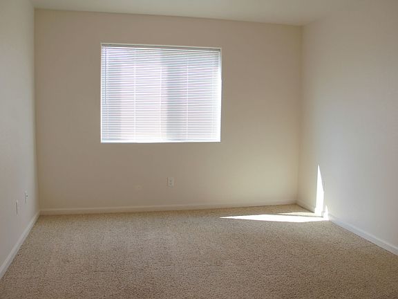 5th image of 649 N Main Ave #0