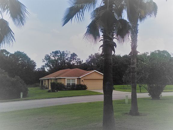 3rd image of 4498 Fairway Oaks Dr
