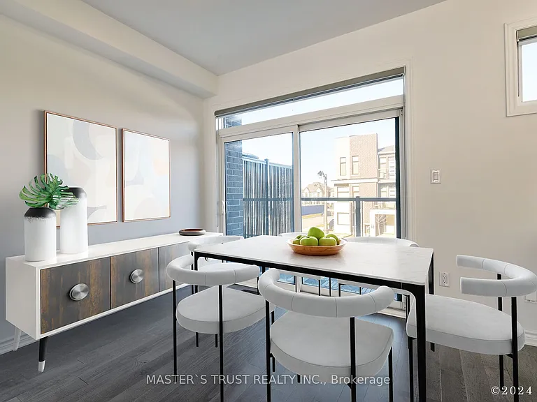 2501 Littlefield Cres — Photo 14