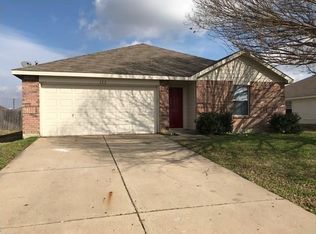 122 Live Oak Ln, Terrell, TX 75160