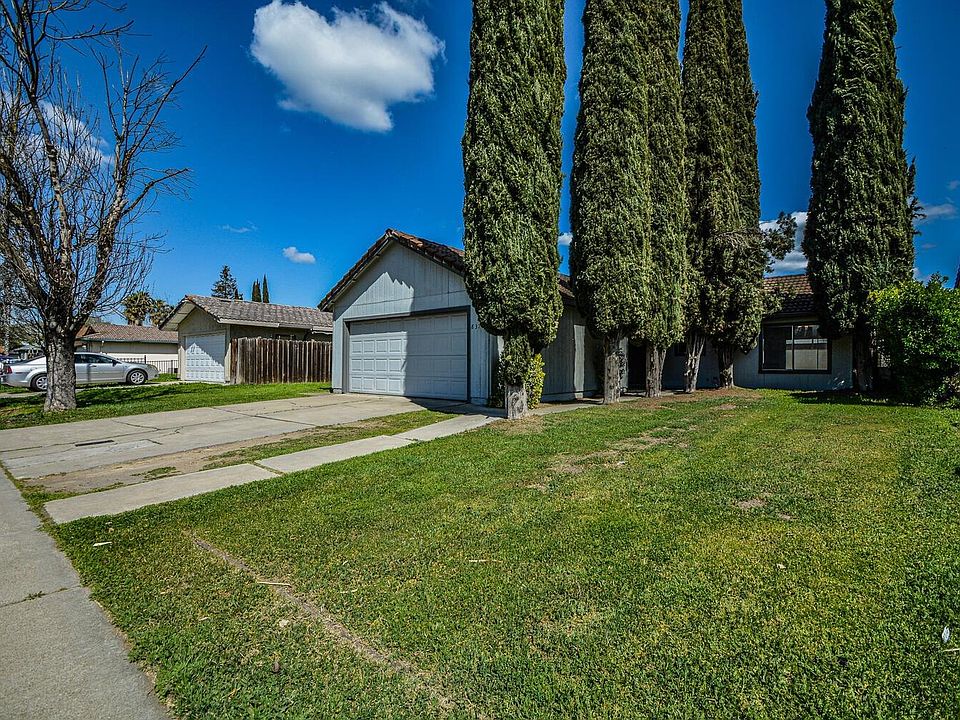 1st image of 8370 Neubourg Dr