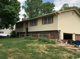 2114 Melholland Rd, Lawrence, KS 66047