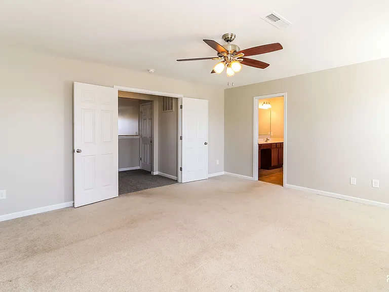 5026 Shorthorn Way — Photo 9