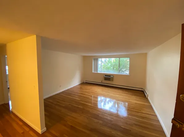 266 Grove St, Auburndale, MA 02466