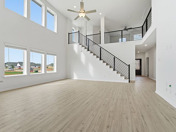 7th image of this home