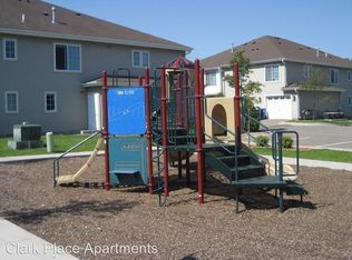 1054 8th Ave S APT 2, South Saint Paul, MN 55075