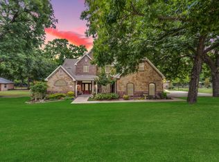 3 Remington Ct, Red Oak, TX 75154