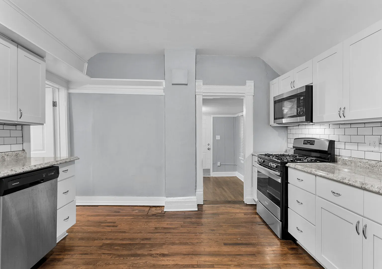 4132 Locust St - 2 — Photo 1