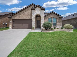 4008 Spur Trail Dr, Denton, TX 76208