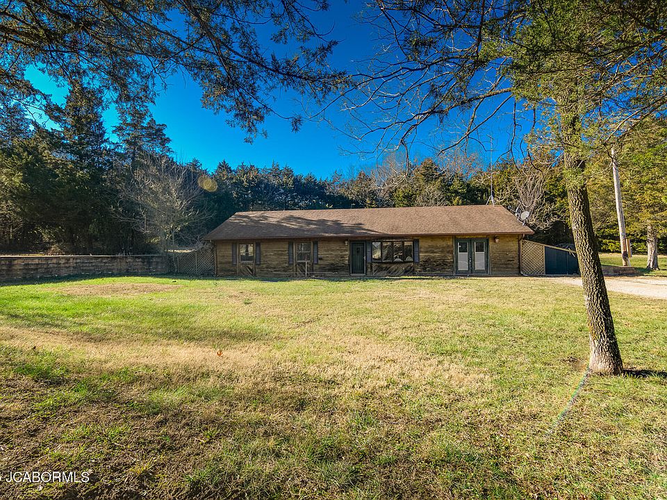 1st image of 268 N Greenway Dr