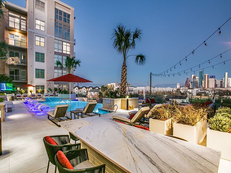 The Montrose at Buffalo Bayou Apartment Rentals - Houston, TX | Zillow