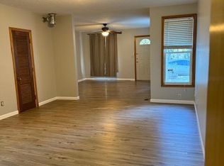 312 Ottawa St, Leavenworth, KS 66048