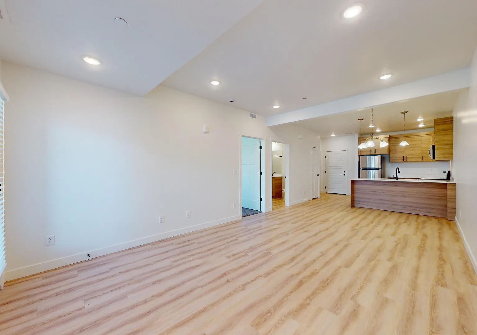 Yard Bldg 12: Unit 210 Type 1: Standard - 210 — Photo 2