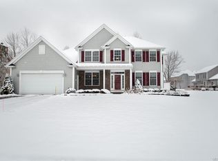 440 Cedar Creek Trl, Rochester, NY 14626
