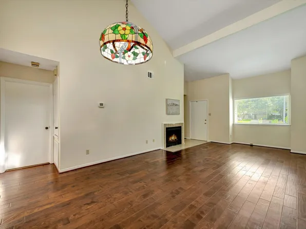 2280 Gemini St, Houston, TX 77058