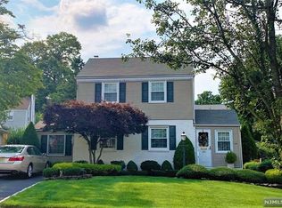 30 Englewood Rd, Clifton, NJ 07012