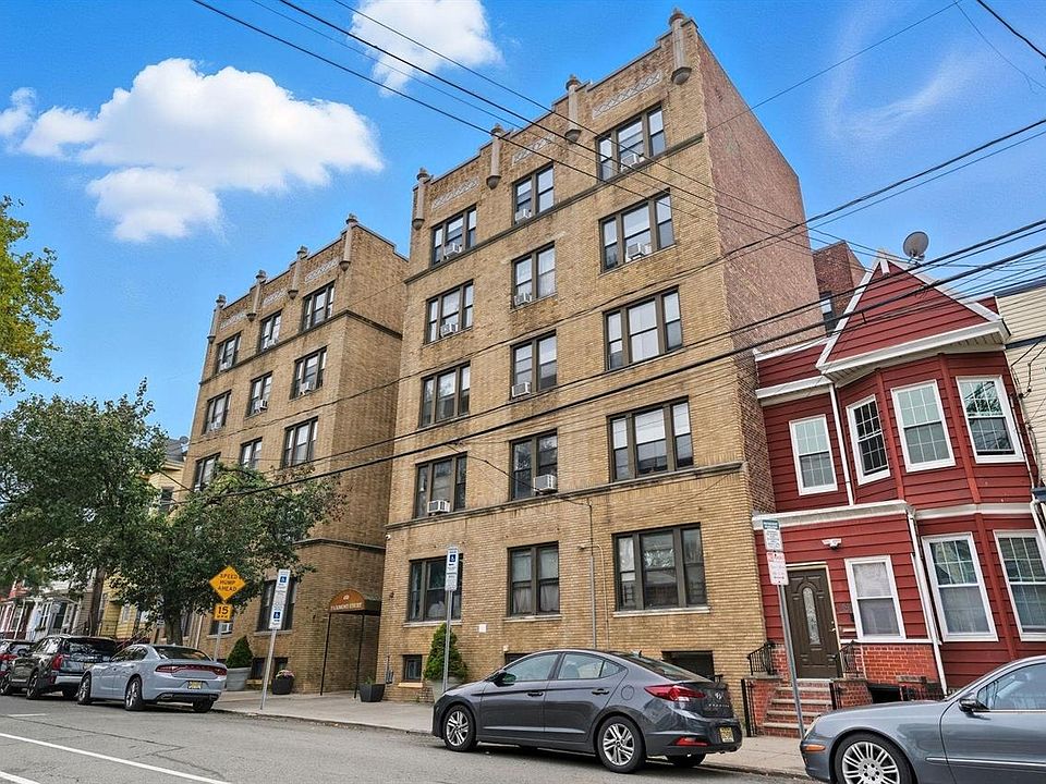1st image of 429 Fairmount Ave APT 111