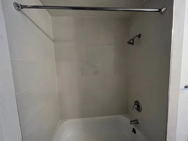 200 N Pearl St #2 — Photo 7
