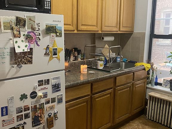3rd image of 67 Driggs Ave APT 2F
