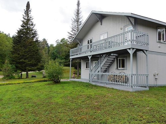 2nd image of 11 Snowcrest Way