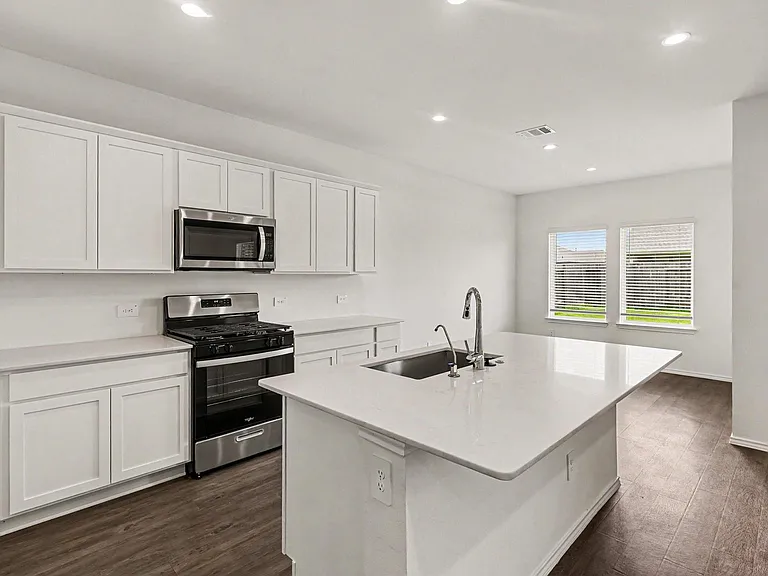 609 San Jacinto Trl — Photo 6
