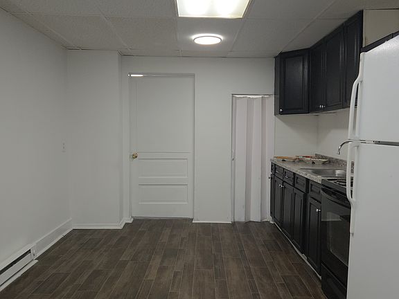5th image of 626 N 6th St Unit 1