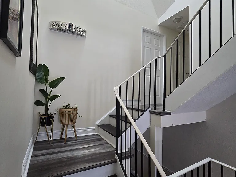 54 Green Valley Dr #32 — Photo 14