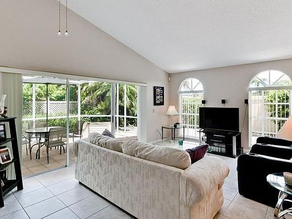 2nd image of 3631 57th Avenue Dr W