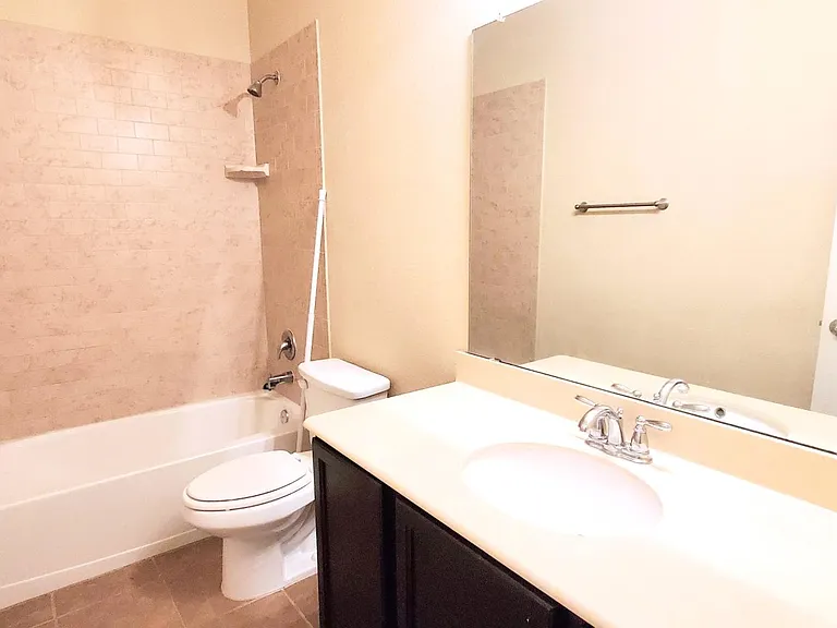 818 Hazels Way — Photo 11