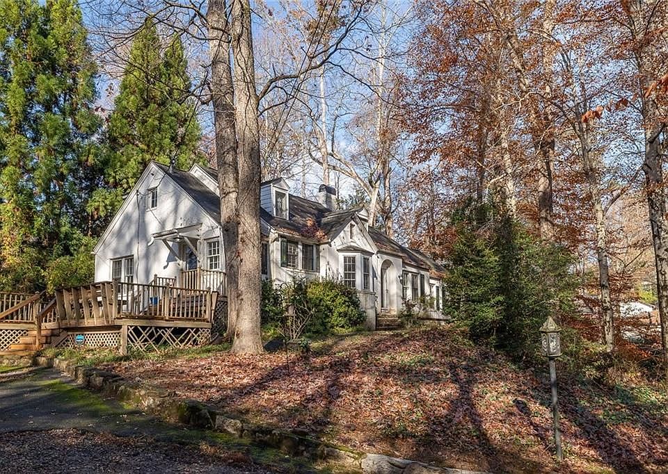 1st image of 444 Burlington Rd #3