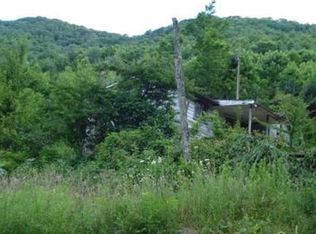 399 Mollies Branch Rd, Newland, NC 28657