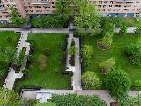 5th image of 440 Neptune Ave #19-floor 1