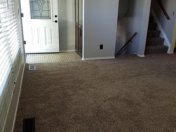5th image of 2569 McClain Ct