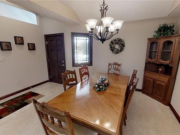 5th image of 4639 Elysian Way
