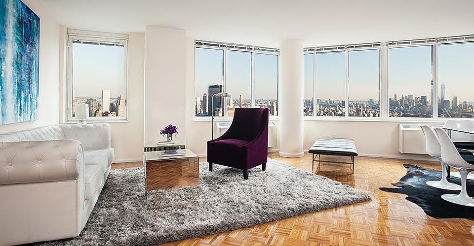 1st image of 650 W 42nd St APT 2004