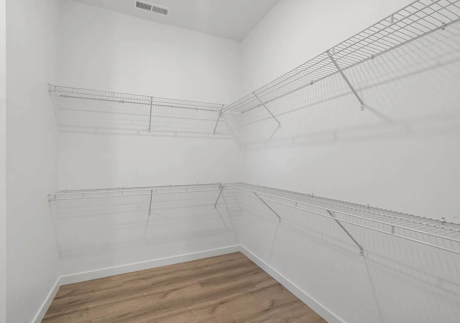 Now Leasing! Brand New 3 Bed, 2 Bath Home in the Heart of Bolivar — Photo 2