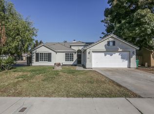 1994 W Westfield Ave, Porterville, CA 93257